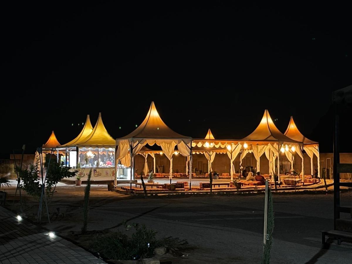 Willa Al Sultana Luxury Camp Wadi Rum Zewnętrze zdjęcie